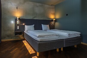 Comfort Hotel RunWay