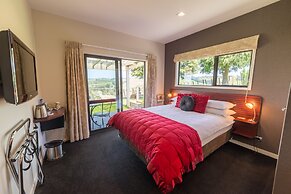 City Lights Boutique Lodge