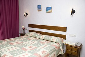 Hotel Oasis Atalaya