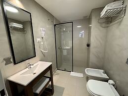 Guemes Hotel & Spa