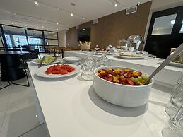 Guemes Hotel & Spa
