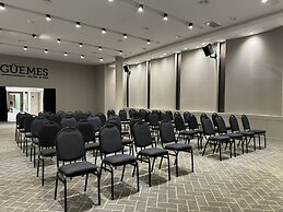 Guemes Hotel & Spa