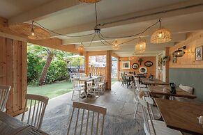 Stattons Hotel & Restaurant