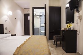 Meteoritis Hotel