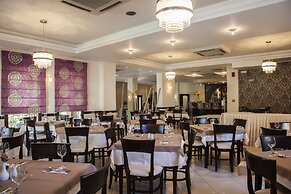 Meteoritis Hotel