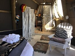Farr Out Guesthouse