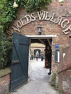 Wolds Village