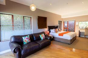 Boardwalk Lodge - self-catering