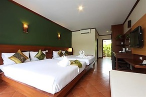 Fanari Khaolak Resort - Courtyard Zone