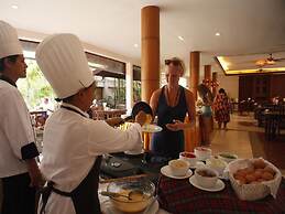 Fanari Khaolak Resort - Courtyard Zone