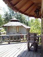 Malibu Beach Bungalows