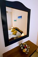 Delphi Hotel