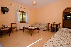Delphi Hotel