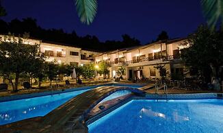 Delphi Hotel