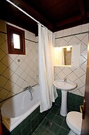Delphi Hotel