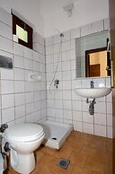 Delphi Hotel