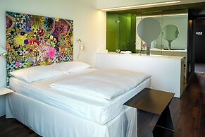 City Garden Hotel