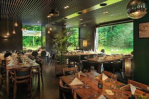 City Garden Hotel