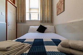 OYO The Bentleys Hotel