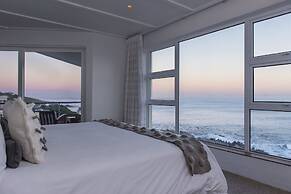 Whalesong Lodge