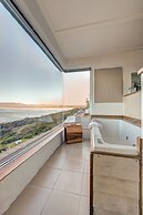 Whalesong Lodge
