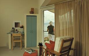 Whalesong Lodge