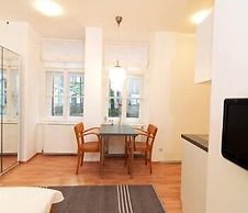 Kaiser Apartments