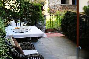 Lesar Hotel Angel