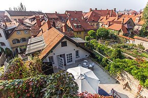 Lesar Hotel Angel
