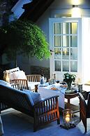 Lesar Hotel Angel