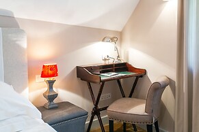Lesar Hotel Angel