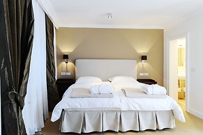Lesar Hotel Angel