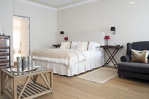 Lesar Hotel Angel