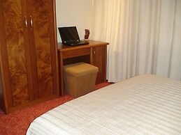 Hotel BaMBiS