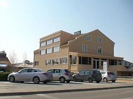 Hotel BaMBiS