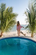 Dugong Beach Lodge