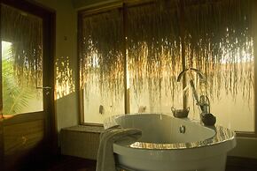 Dugong Beach Lodge