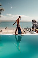 Dugong Beach Lodge