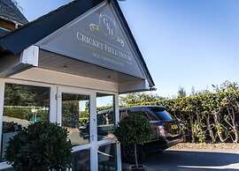 Cricketfield House - Guest House