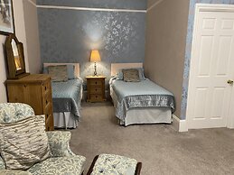 The Belmont Hotel