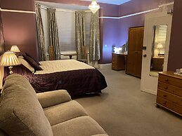 The Belmont Hotel