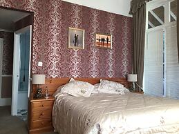 The Belmont Hotel