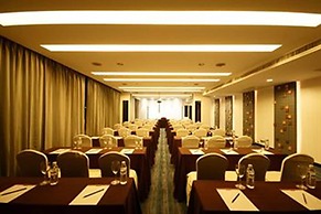 Tsix5 Hotel