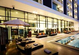 Tsix5 Hotel