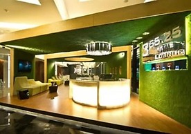 Tsix5 Hotel