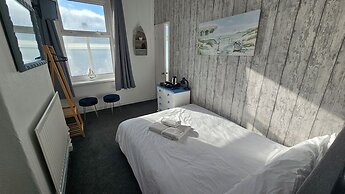 Bowie's Lodge
