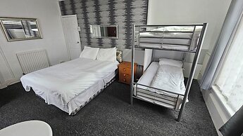 Bowie's Lodge