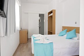 Pyramos Hotel