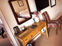 Inn For All Seasons
