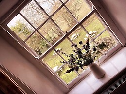 Inn For All Seasons